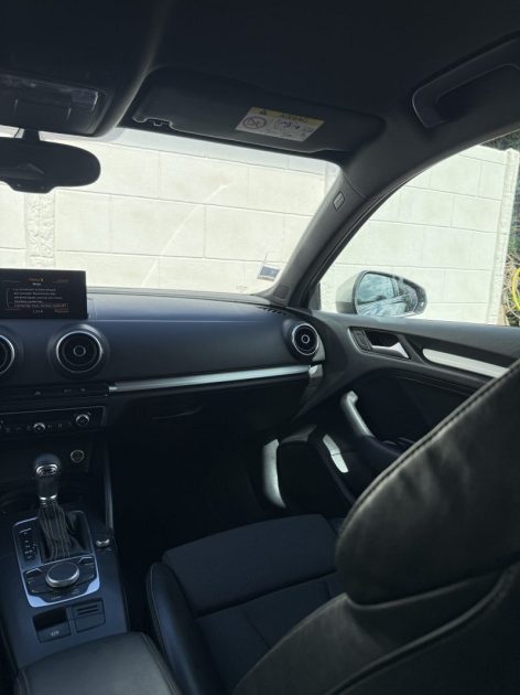 AUDI A3 Limousine Sline 2.0 TDI 150ch S-Tronic / Volant Meplat / Sièges Sline / Feux Led