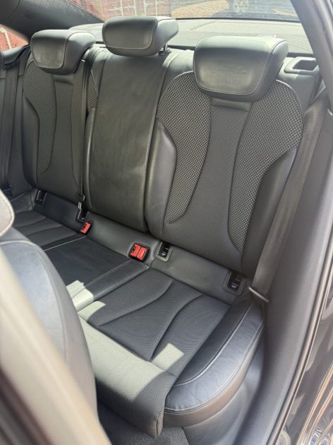 AUDI A3 Limousine Sline 2.0 TDI 150ch S-Tronic / Volant Meplat / Sièges Sline / Feux Led