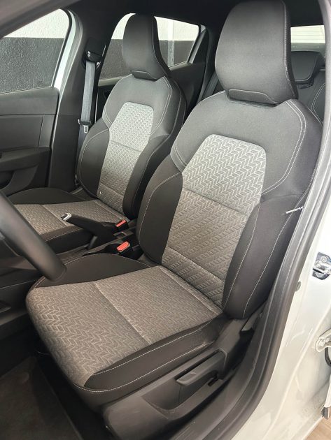 RENAULT CLIO 5 1.6 E TECH 145