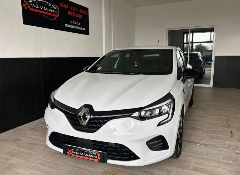 RENAULT CLIO 5 1.6 E TECH 145