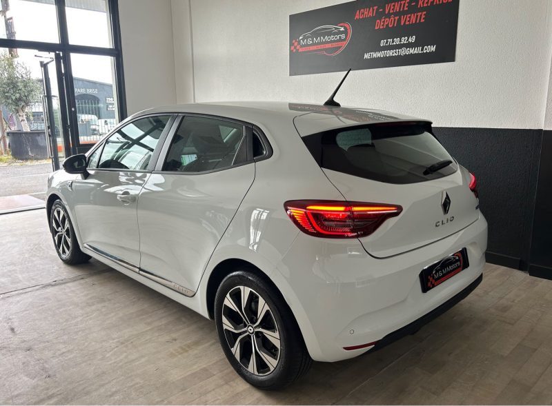 RENAULT CLIO 5 1.6 E TECH 145