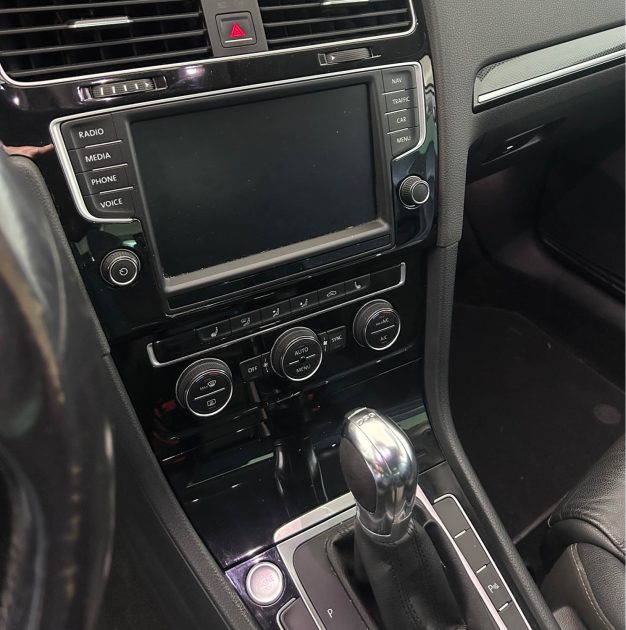 VOLKSWAGEN GOLF 7 CARAT 1.4 TSI 150 DSG7