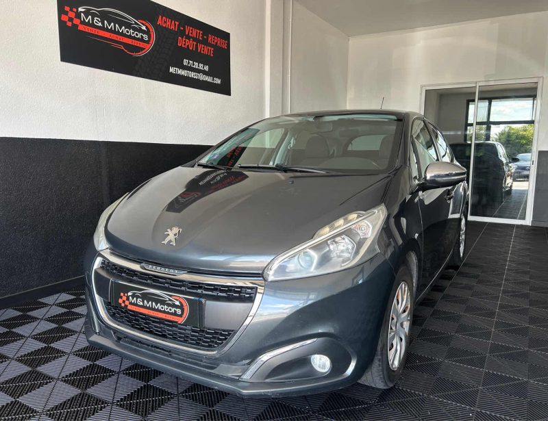 PEUGEOT 208 1.2 VTI 82 URBAN
