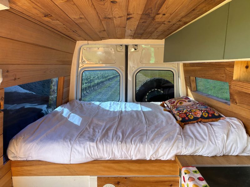 VOLKSWAGEN CRAFTER VAN AMÉNAGÉ 2.5 163 