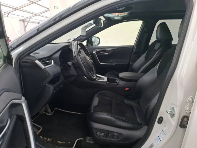 TOYOTA RAV4 HYBRIDE 222 AWD-I DYNAMIC MY21 Finition Collection