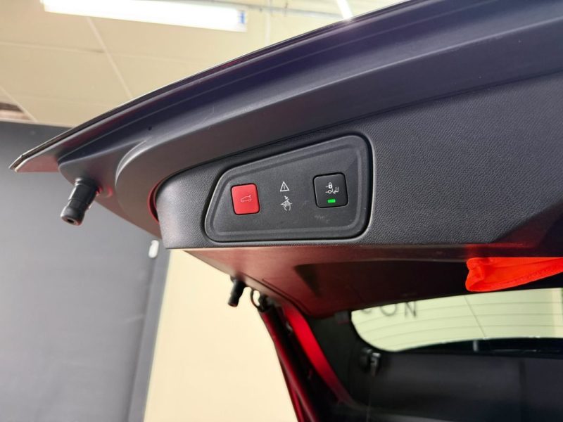 PEUGEOT 3008 HYBRID 4 300 GT E-EAT8 2019
