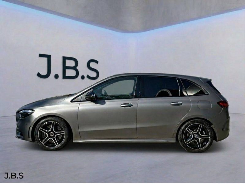 MERCEDES-BENZ B 250 4MATIC AMG LINE 8-GANG DCT PANO 18\" WKR 2024