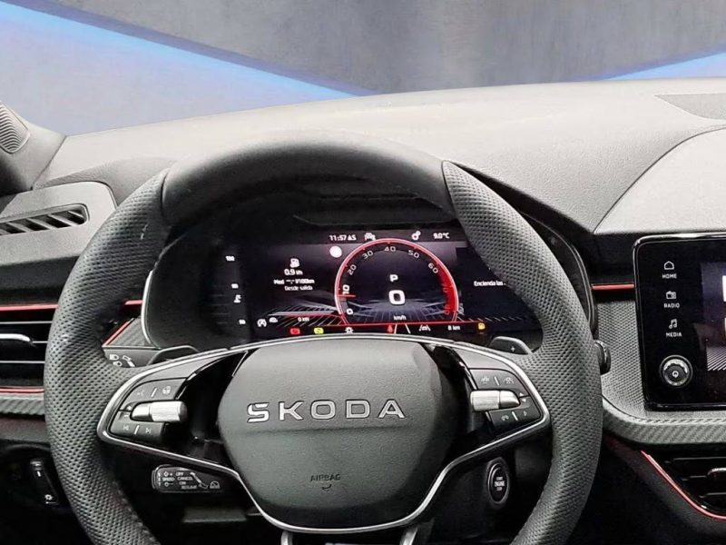  SKODA KAMIQ MONTE CARLO 2025