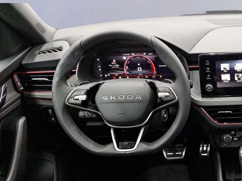  SKODA KAMIQ MONTE CARLO 2025