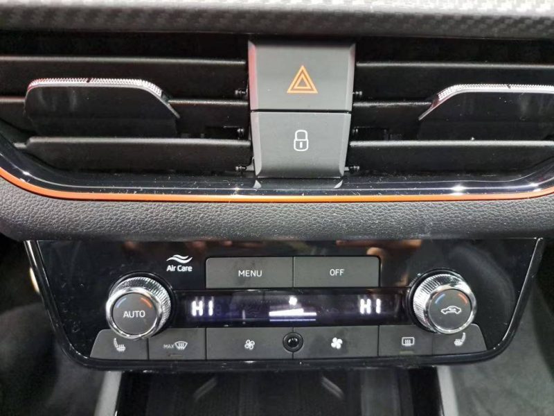  SKODA KAMIQ MONTE CARLO 2025