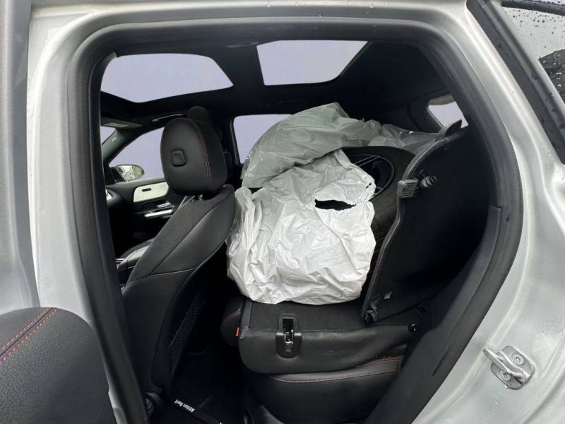 MERCEDES-BENZ GLA 220 D 4MATIC AMG LINE NIGHT PACK 2023