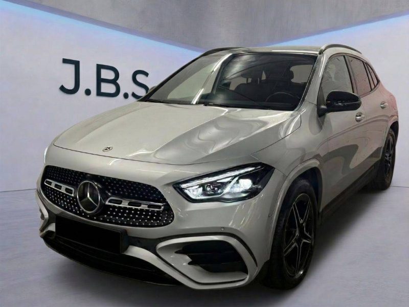 MERCEDES-BENZ GLA 220 D 4MATIC AMG LINE NIGHT PACK 2023