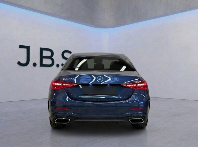 MERCEDES-BENZ C 220 D AMG LINE 2025