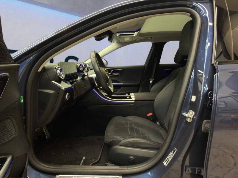 MERCEDES-BENZ C 220 D AMG LINE 2025