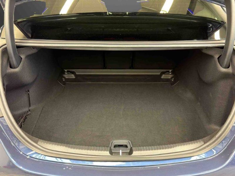 MERCEDES-BENZ C 220 D AMG LINE 2025