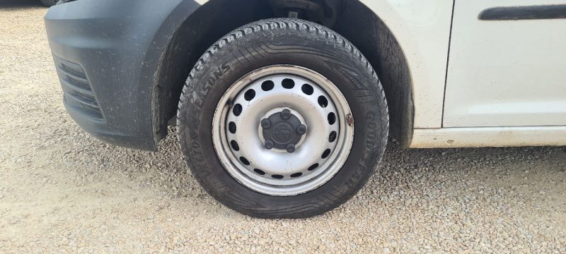 VOLKSWAGEN Caddy - 2.0 TDi Maxi 102ch diesel