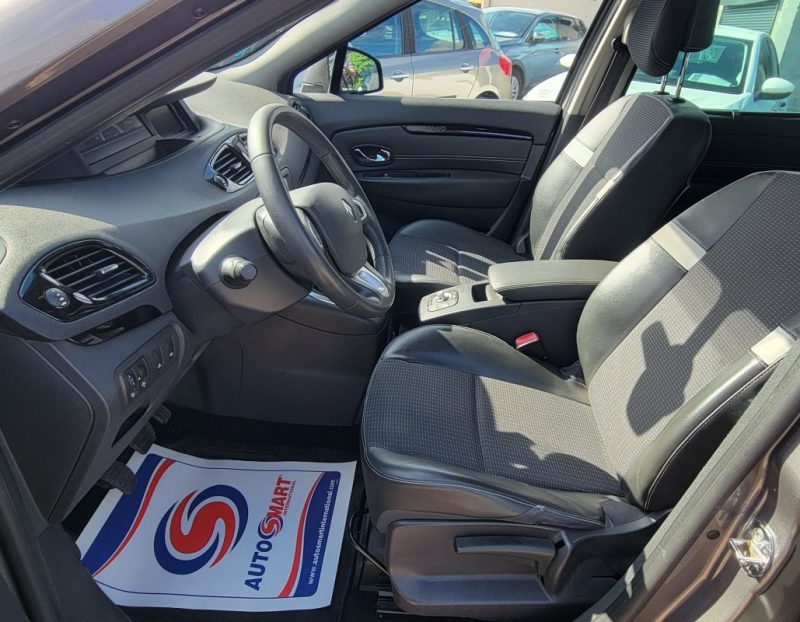 RENAULT SCENICIII 1.5 DCI 110 DYNAMIQUE 2012
