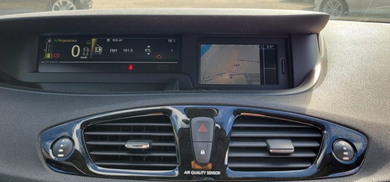RENAULT SCENICIII 1.5 DCI 110 DYNAMIQUE 2012