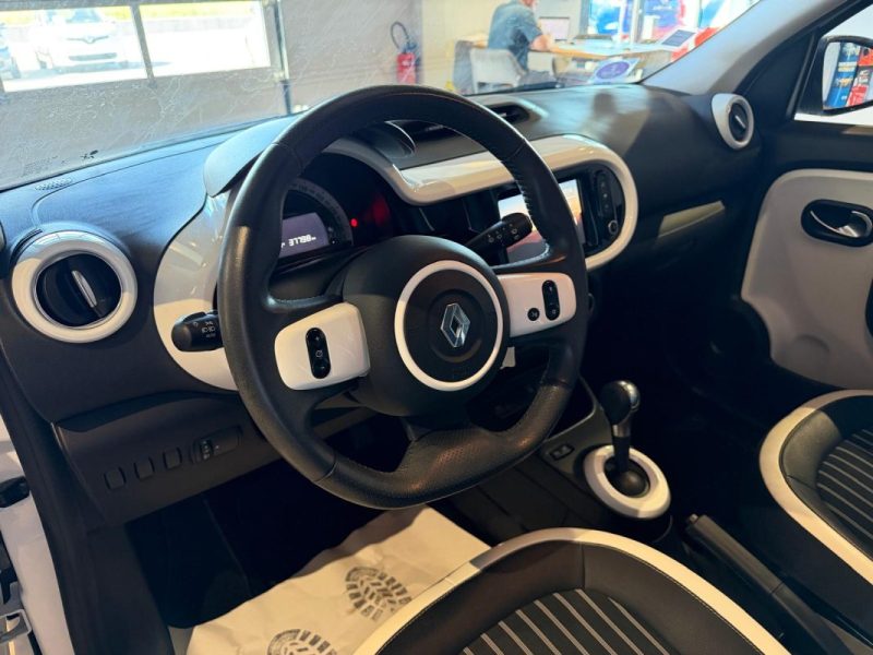 RENAULT TWINGO 0.9 TCE 95 INTENS EDC / 1ERE MAIN 