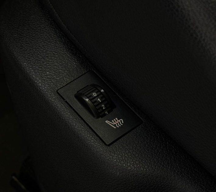 PEUGEOT 3008 1.6 HDI 115CH NAPAPIJRI