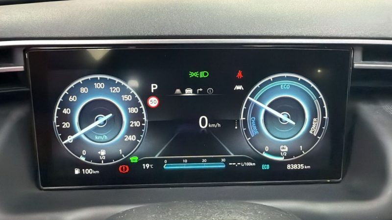 HYUNDAI TUCSON 1.6 SUV HYBRIDE ESSENCE 230cv EXECUTIVE TOIT PANORAMIQUE/1 ERE MAIN/TVA RECUPERABLE