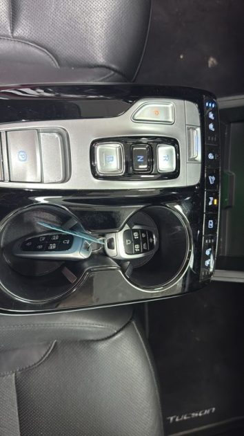 HYUNDAI TUCSON 1.6 SUV HYBRIDE ESSENCE 230cv EXECUTIVE TOIT PANORAMIQUE/1 ERE MAIN/TVA RECUPERABLE