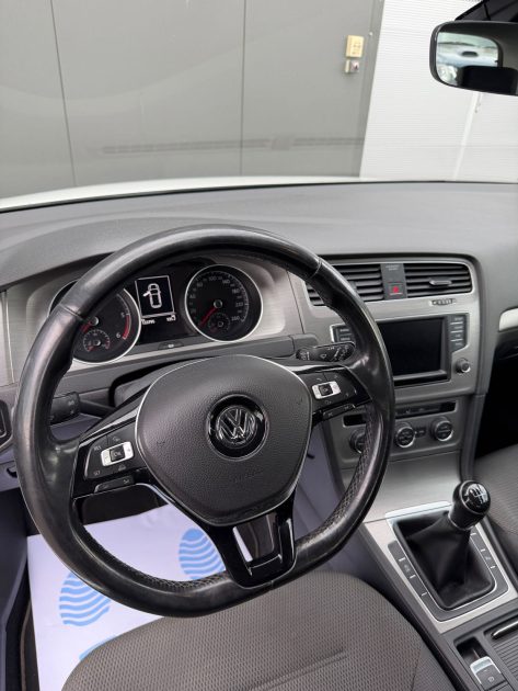 VOLKSWAGEN GOLF VI 1.6 TDI - 110 CH - CONFORTLINE - GARANTIE 3 MOIS