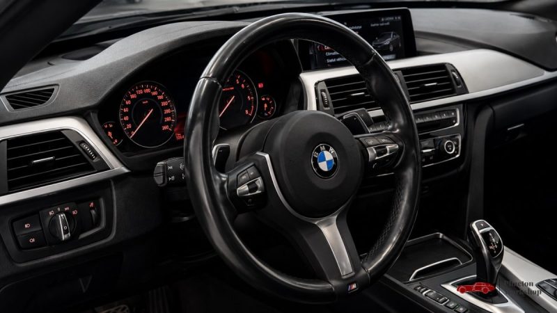 BMW 330d xDrive Gran Turismo M Sport Ultimate | HUD | Caméras 360 | Toit ouvrant | Garantie 12 mois