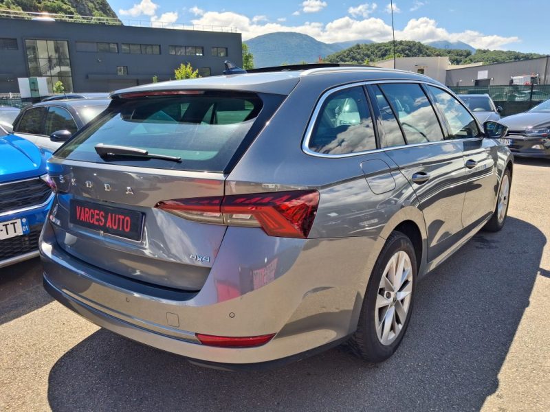 SKODA OCTAVIA COMBI 2.0 TDI 150 STYLE DSG 4X4 TOIT OUVRANT 2022