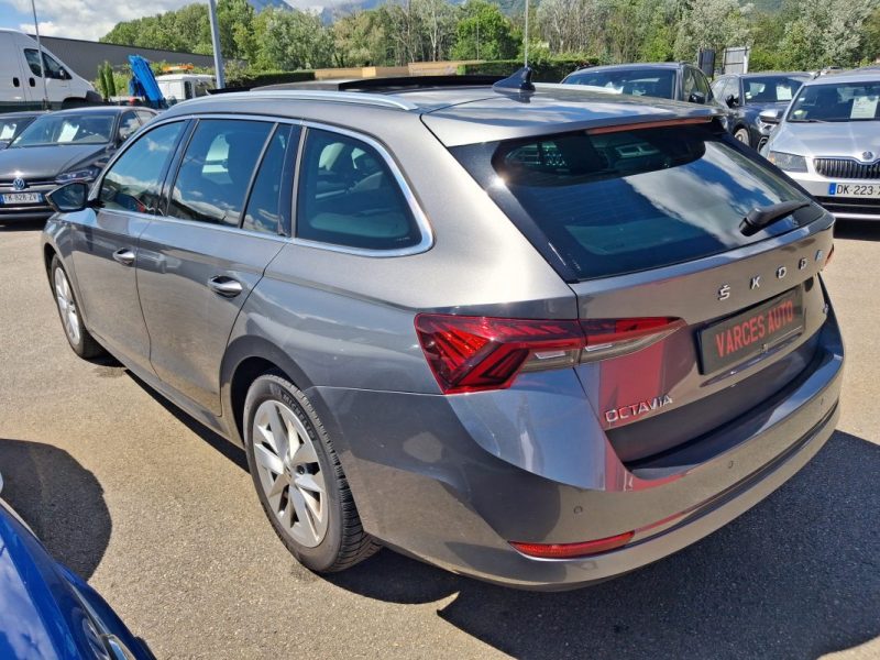 SKODA OCTAVIA COMBI 2.0 TDI 150 STYLE DSG 4X4 TOIT OUVRANT 2022