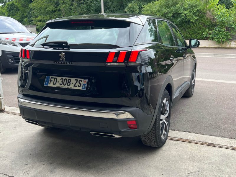 PEUGEOT 3008 II 