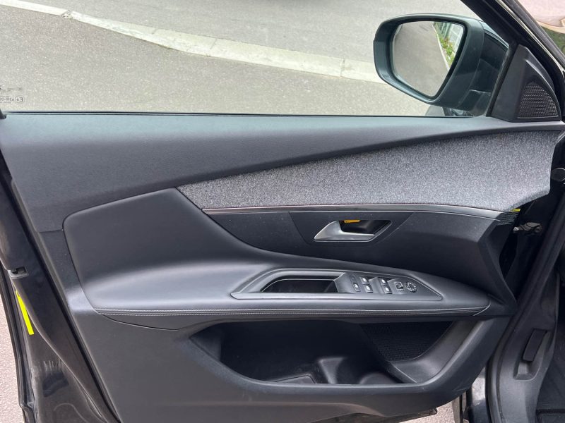 PEUGEOT 3008 II 