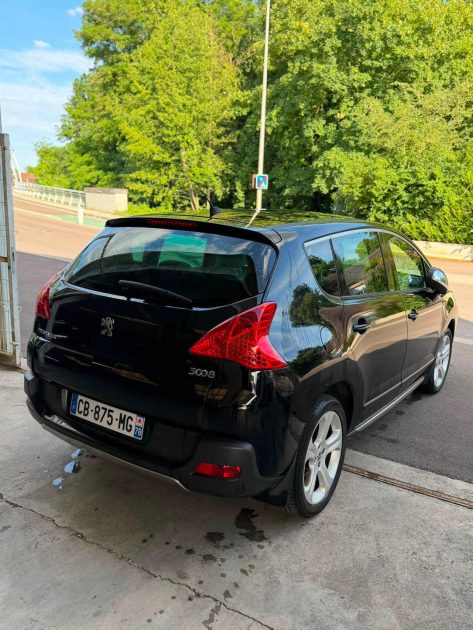 PEUGEOT 3008 1.6 HDI FELINE 