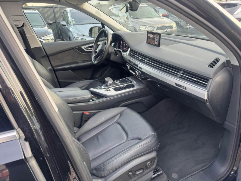 AUDI Q7 QUATTRO AVUS 3.0 TDI 272ch 7 Places
