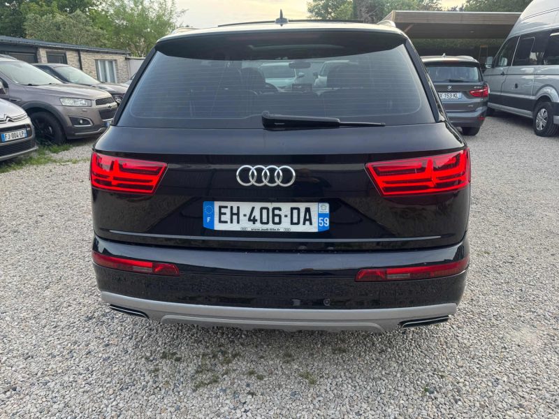 AUDI Q7 QUATTRO AVUS 3.0 TDI 272ch 7 Places