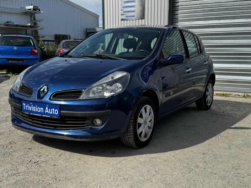 RENAULT CLIO 1.6 DYNAMIQUE 88CH ESSENCE 2007