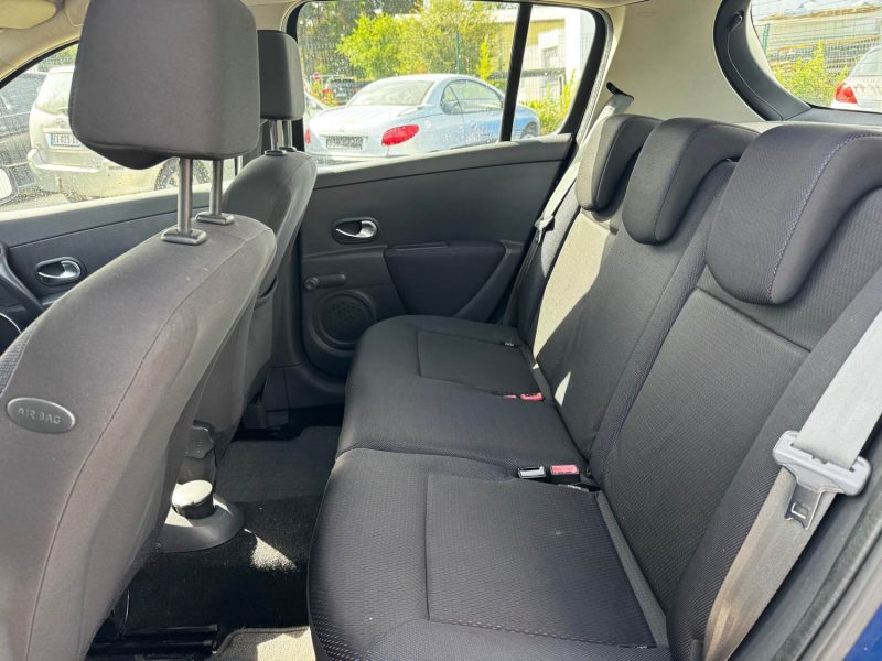 RENAULT CLIO 1.6 DYNAMIQUE 88CH ESSENCE 2007