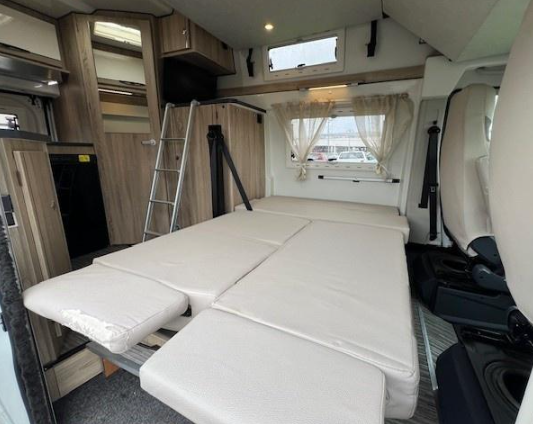 FIAT DUCATO BEL HORIZON FONT VENDOME 2016