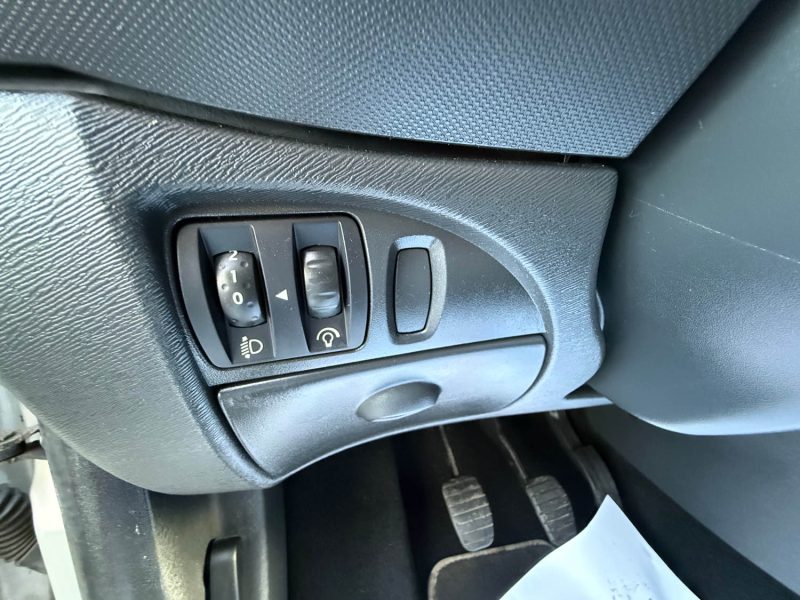 RENAULT TWINGO 2 PHASE 2 ETHANOL 1.2I - 16V 75CV 2014