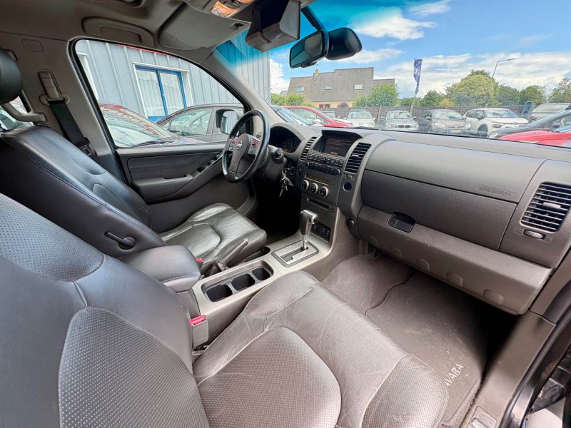 NISSAN NAVARA
