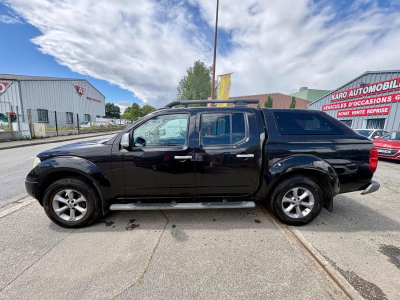 NISSAN NAVARA