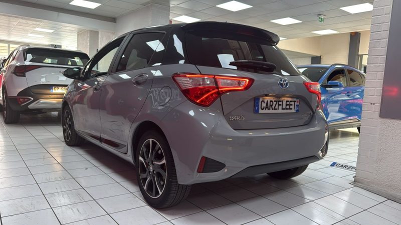 TOYOTA YARIS 100cv COLLECTION + TOIT PANORAMIQUE/1 ERE MAIN/TVA RECUPERABLE