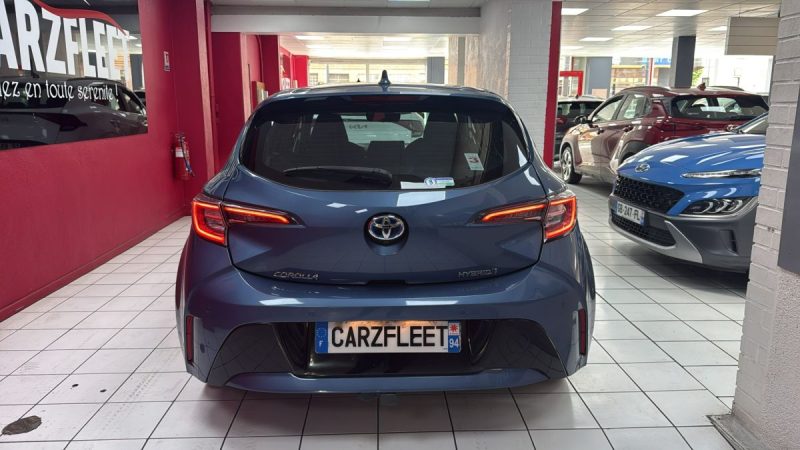 TOYOTA COROLLA BERLINE 122cv DYNAMIC BUSINESS/1 ERE MAIN/TVA RECUPERABLE