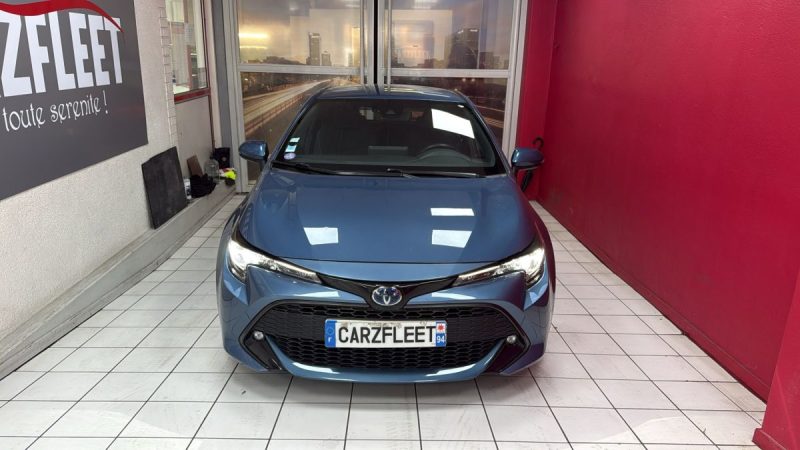 TOYOTA COROLLA BERLINE 122cv DYNAMIC BUSINESS/1 ERE MAIN/TVA RECUPERABLE