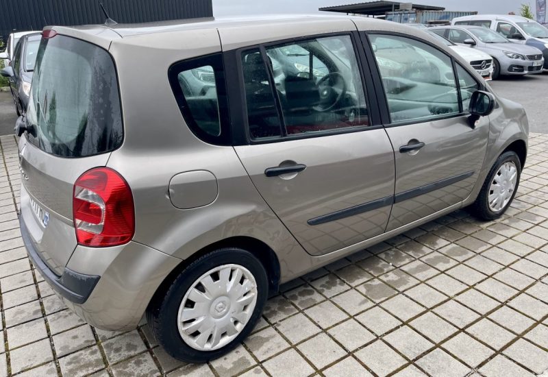 RENAULT MODUS GRAND 1.5 DCI 70 AUTHENTIQUE 2010
