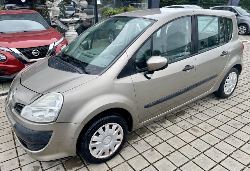 RENAULT MODUS GRAND 1.5 DCI 70 AUTHENTIQUE 2010