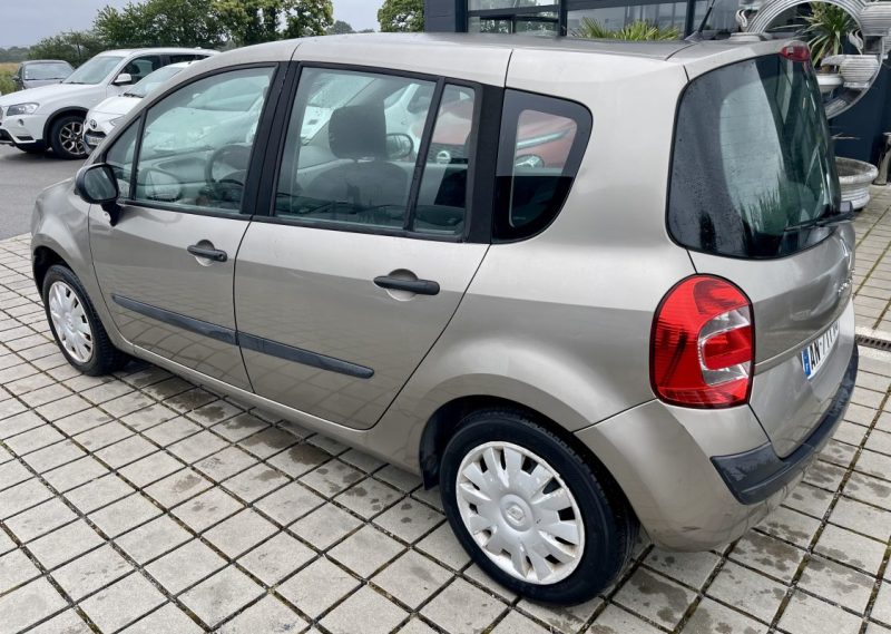 RENAULT MODUS GRAND 1.5 DCI 70 AUTHENTIQUE 2010