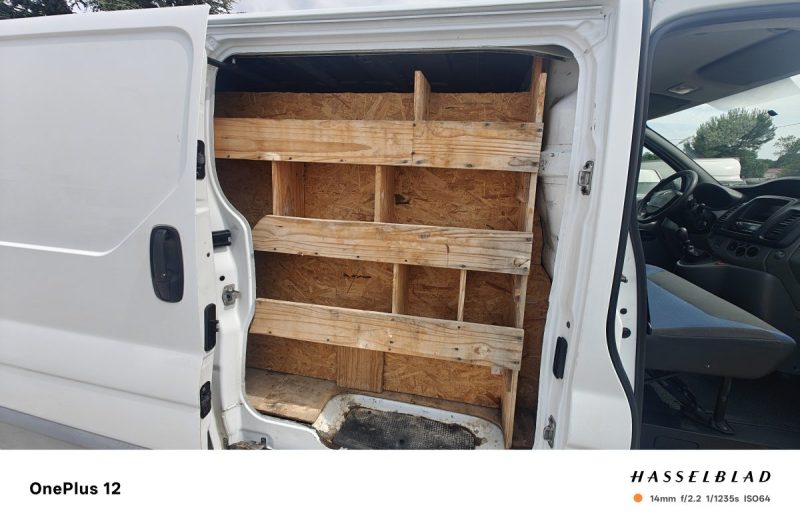 RENAULT TRAFIC GRAND CONFORT L2H1 2.0DCI 115 2011