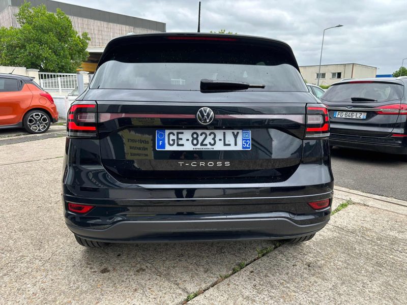 VOLKSWAGEN T-CROSS 1.0 TSI 110 R-LINE 2022