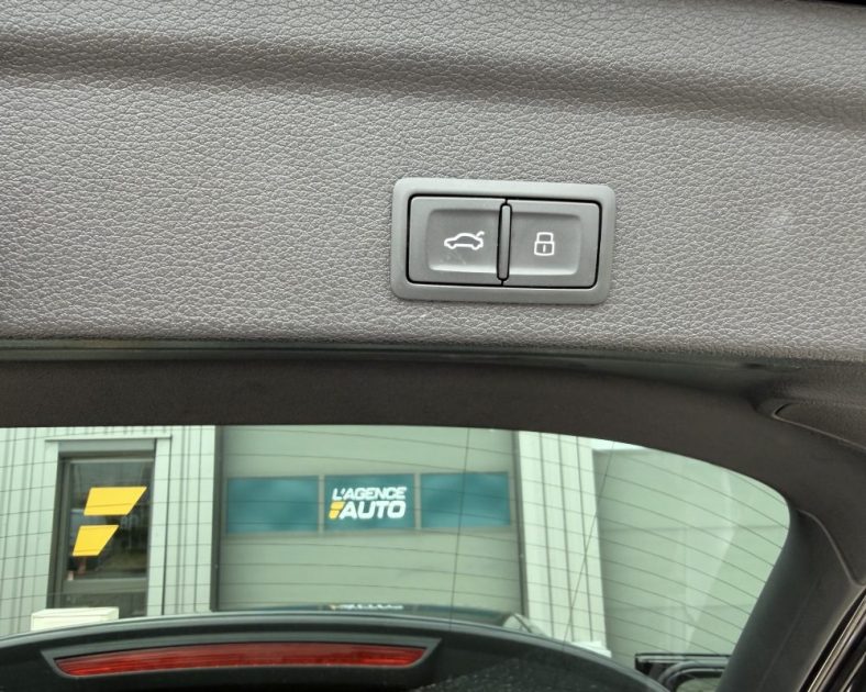 AUDI Q3 SPORTBACK 35 TDI 2.0 - 150ch - Jantes AUDI SPORT - SUIVI COMPLET AUDI 